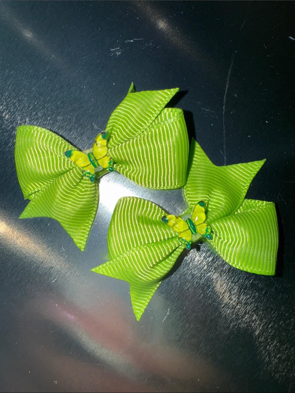 1 pair Lime Green Butterfly Grosgrain Ribbon Hair Bows Handcrafted 2.16 inches